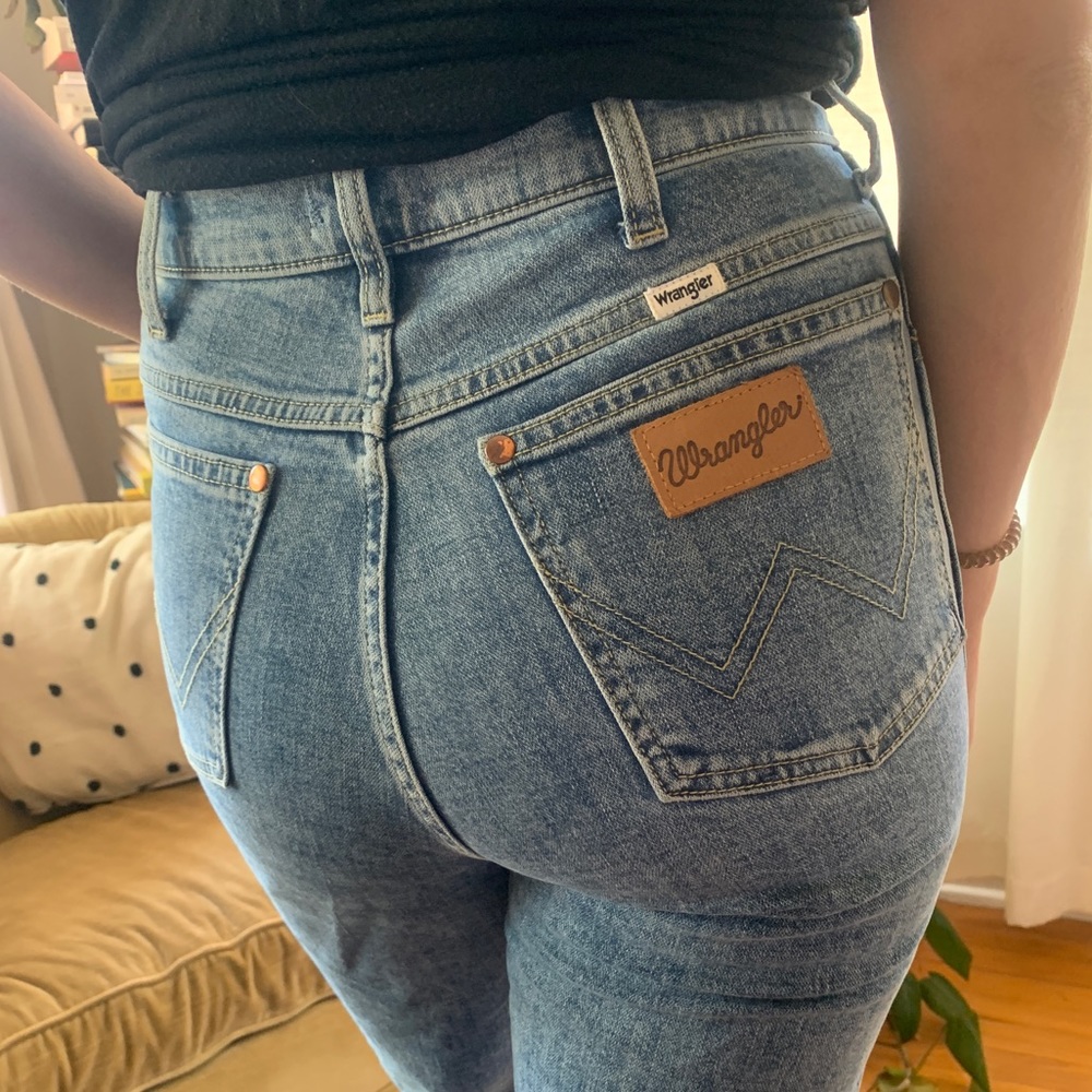 Wrangler Mid-wash Denim size 26